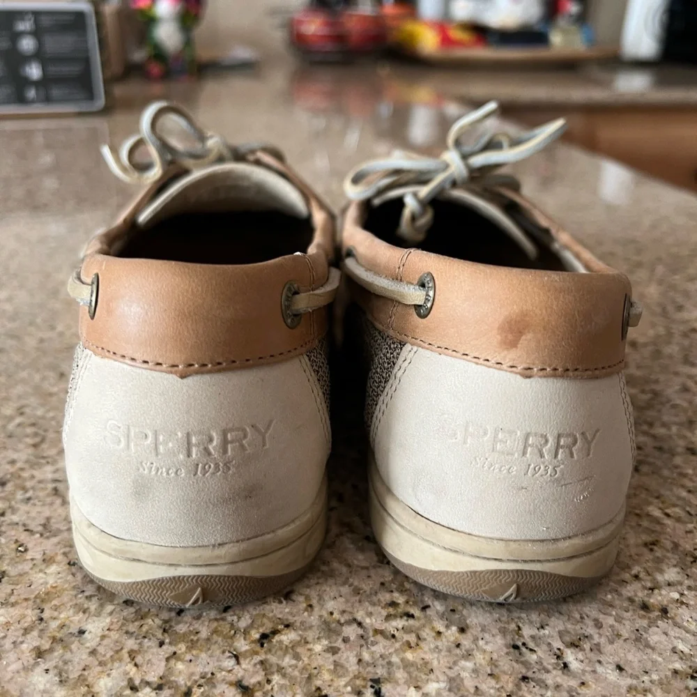 Sperry Angelfish Women’s deck shoes.  Size 9.5. - Picture 5 of 6